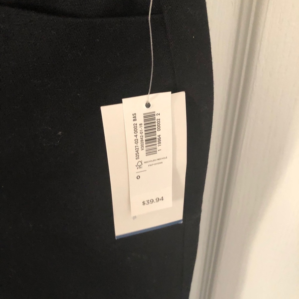 Old Navy Pixie Ankle - Picture 4 of 4